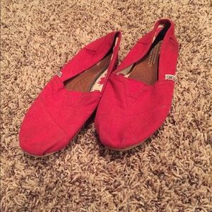 Red toms